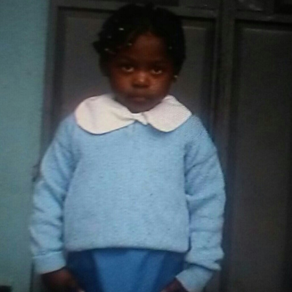 Meet your Posher, Esther